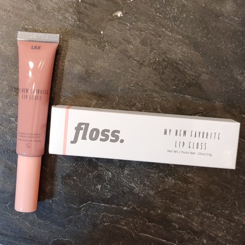 💜5/$25 Floss. Lip Gloss in LAX
